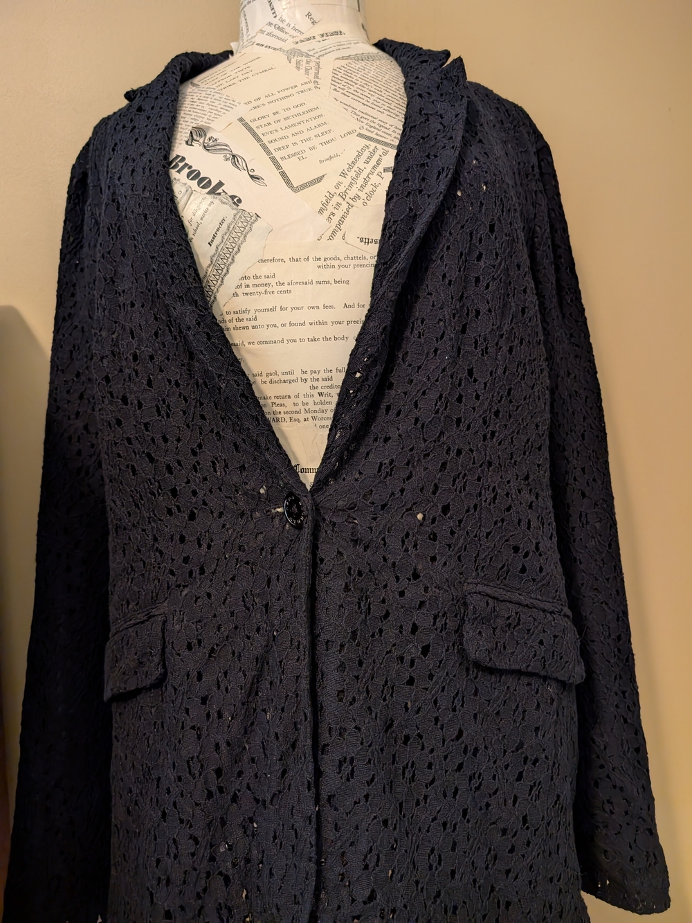 Dana Buchman Black NWT Eyelet Blazer Jacket Size 12 NEW